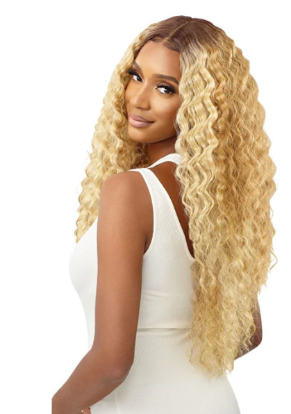 Outre SleekLay Part Synthetic Flat Lace Front Wig - DONATELLA